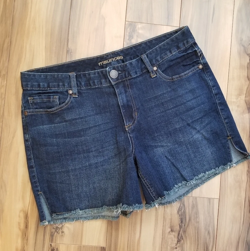 Maurices Raw‎ Hem Denim Jean Shorts 9/10 Dark Wash Denim Short